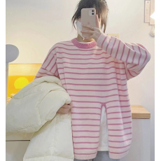 批发秋冬装新款大码女装粉色毛衣女软糯慵懒风高级感设计感条纹针织衫