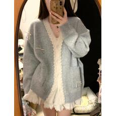 批发法式宽松温柔风v领蓝色<b class='q'>毛衣</b>开衫外套女秋季蝴蝶结蕾丝边针织上衣