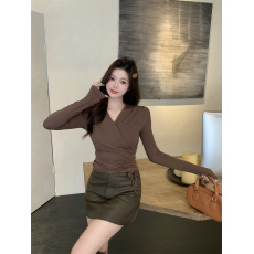 批发早春法式不规则褶皱交叉v领打底衫<b class='q'>t</b><b class='q'>恤</b>女洋气修身内搭短款上衣春季