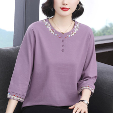 批发<b class='q'>妈妈装</b>2026新款刺绣t恤七分袖设计中老年时尚洋气宽松休闲上衣