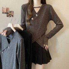 批发实拍大码~设计感小众长袖t恤女2026春款不规则开叉针织衫打底上衣