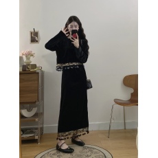 批发实拍大码女装2024秋冬新款赫本风亮片拼接丝绒连衣裙半裙两件套