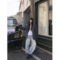 批发实拍实价 秋冬V领贴标宽松毛呢外套