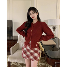 批发韩国外贸<b class='q'>韩版</b>春季新款复古长袖针织女小众红色气质短款开衫上衣