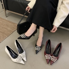 批发水钻B扣高跟鞋女2025新款秋季尖头细跟法式性感女鞋气质浅口单鞋