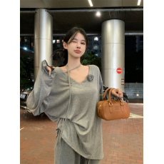 批发实拍~秋冬 新款慵懒风V领长袖T恤女 中<b class='q'>长款</b>设计感宽松上衣3色