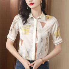 批发真丝衬衣女设计感小众2025夏短袖高端条纹印花上衣重磅桑蚕丝衬衫