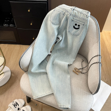 批发实拍韩版冬厚保暖<b class='q'>婴儿</b>绒笑脸刺绣高腰直筒宽松显瘦阔腿牛仔长裤女