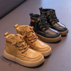 批发<b class='q'>冬</b>季新款马丁靴男女童鞋短靴货号
