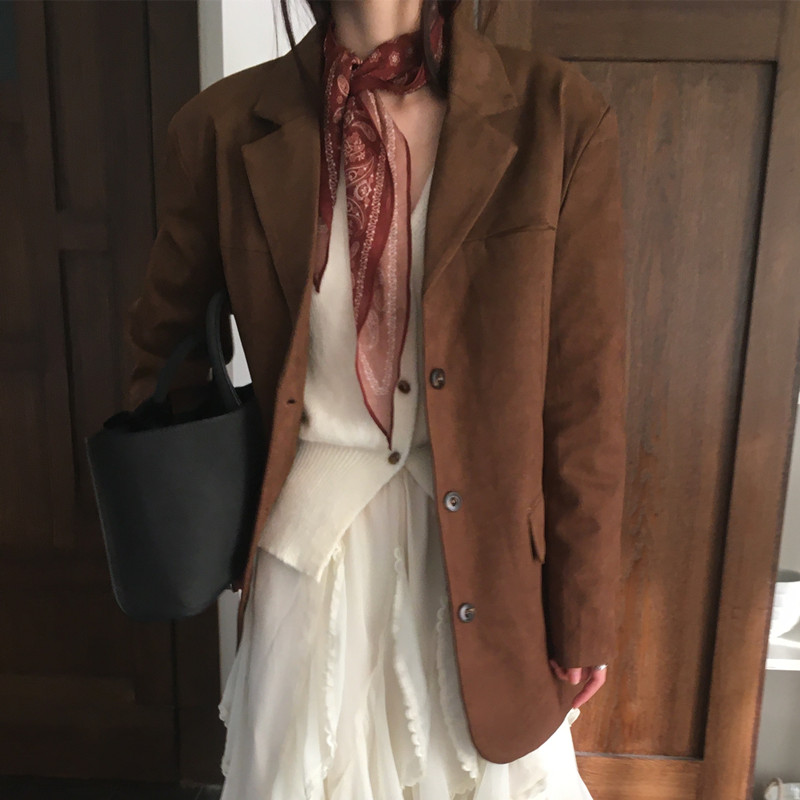 실사 아름다움 라드. 색상 시스템 레트로 스웨이드 원단 폴로 칼라 싱글 줄 버튼 긴팔 정장 루즈핏 재킷