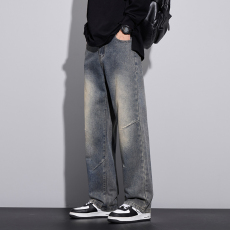 批发实拍2024秋冬新款直筒拖地裤喷马骝宽松复古洗水牛仔裤男