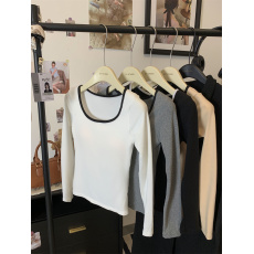 批发长袖磨毛加厚修身方领显锁骨T恤女冬季带胸垫内搭打底衫保暖上衣