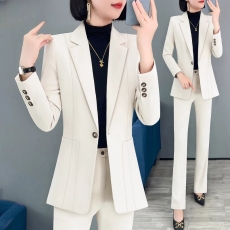 批发高级感小西装外套女秋<b class='q'>冬</b>季2026新款正装休闲时尚职业杏色西服套装