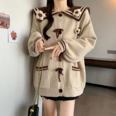 批发实拍~大码女装秋冬新款毛衣女宽松型牛角扣娃娃领毛衣外套灯笼袖