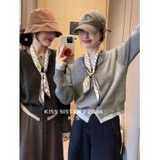 批发<b class='q'>浙江</b>普院毛衣<b class='q'>桐乡</b>高端嘉兴濮院羊毛衫秋季女假两件针织外套配丝巾