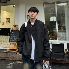 批发美式复古黑色短款棒球服外套女设计感<b class='q'>嘻哈</b>宽松夹克潮