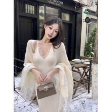 批发实拍~秋冬 新中式<b class='q'>蕾丝</b>拼接马海毛披肩+吊带<b class='q'>连衣裙</b>套装