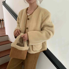 批发清仓特价 不退不换 法式复古秋<b class='q'>冬</b>新款氛围感毛毛外套  配包包 4色