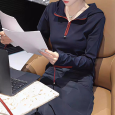 批发设计感袖子拉链连帽<b class='q'>卫衣</b>女早春纯色简约时尚小众洋气百搭打底上衣