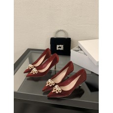 批发法式高级感水钻高跟鞋2024年秋冬新款礼服裙子百搭浅口细跟单鞋女