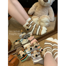 批发实拍实价秋冬乖乖狗毛茸条纹地毯<b class='q'>袜</b>家居<b class='q'>袜</b>可外穿中筒<b class='q'>袜</b>（不减价）