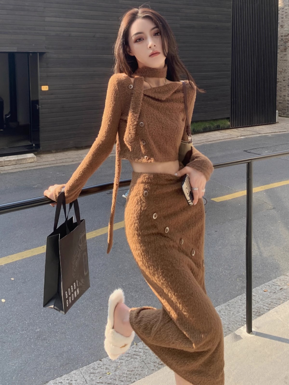 작은 샤넬 스타일 세트 드레스 가을 겨울 2026 새로운 고급 센스 스웨터 반 스커트 품격 투피스 세트 연령 감소