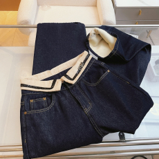 批发预售实拍小香风拼接复合<b class='q'>婴儿</b>绒高腰窄版阔腿显瘦直筒牛仔长<b class='q'>裤子</b>女