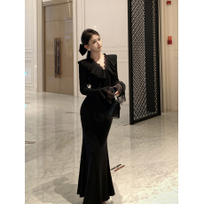 批发实拍复古性感V领蕾丝花边收腰显瘦<b class='q'>包臀</b>鱼尾裙连衣裙<b class='q'>长裙女</b>