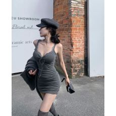 批发实拍实价冬季纯欲性感辣妹风蕾丝拼接带胸垫显瘦包臀<b class='q'>吊带</b>连衣裙