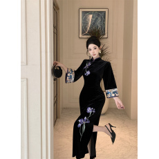 批发时尚<b class='q'>绣花</b>大袖子丝绒旗袍<b class='q'>连衣裙</b>