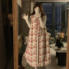 批发实拍立体花朵系带背心大码长马甲加厚夹棉冬季新款针织裙套装