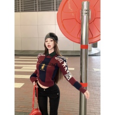 批发<b class='q'>实拍</b> 美式复古辣妹球衣风假两件可拆卸领提花刺绣收腰针织毛衣