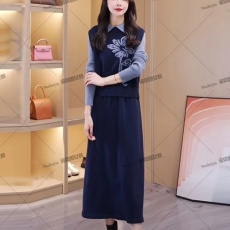 批发已出货 针织两件套<b class='q'>连衣裙</b>女秋冬马甲毛衣小香风套装妈妈打底裙子