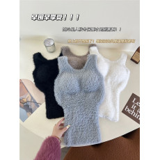 批发实拍实价~秋冬新款软糯修身绒毛保暖背内搭带胸垫打底上衣