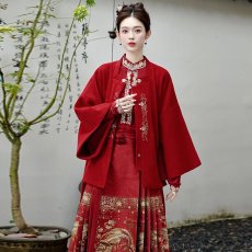 批发<b class='q'>实拍</b>新中式汉服敬酒服刺绣毛呢红色厚外套明制对襟日常中长款上衣