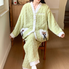 批发新款冬提花绒月子服加厚加绒孕妇睡衣喂奶哺乳套装待产法兰绒产后