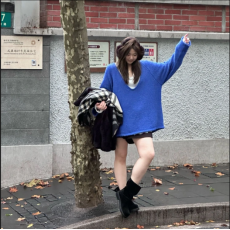 批发晶咕【<b class='q'>街头</b>艺术家】纯欲辣妹复古宽松慵懒风韩版V领针织毛衣