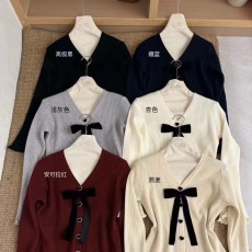 批发蝴蝶结喇叭长袖V领针织上衣<b class='q'>浙江</b>普苑毛衣<b class='q'>桐乡</b>高端嘉兴濮院羊毛衫
