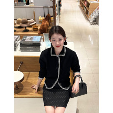 批发实价有货小香风黑色翻领拼接<b class='q'>短款</b>毛衣外套女高级感超好看针织开衫