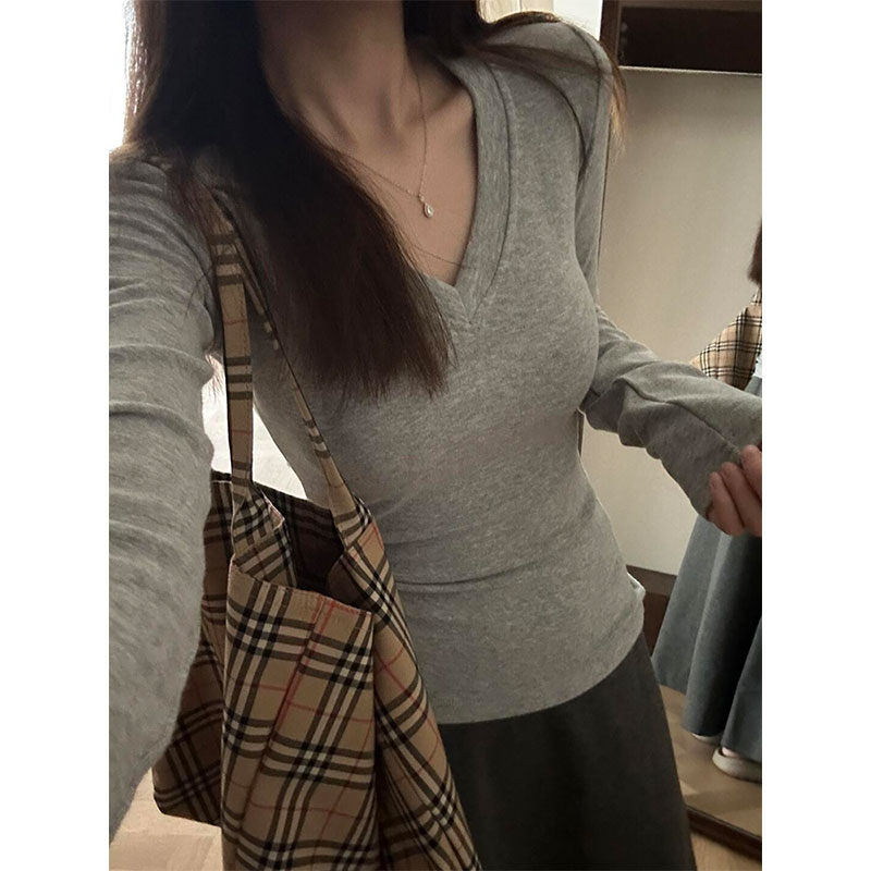 회색 V넥 긴팔 티셔츠 여성 가을 마이크로 지방 슬림해 보이는 인사이드 가져 가라. 기본 셔츠 몸매 가꾸기 맨위