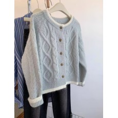 批发奶系穿搭蓝色短款麻花针织<b class='q'>开衫</b>女早秋软糯<b class='q'>马海毛</b>慵懒风毛衣外套厚