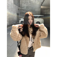 批发韩版气质立领羊毛颗粒保暖羊羔毛外套女2024冬季新款时尚百搭上衣