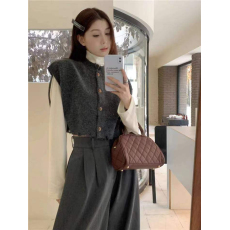 批发盐系穿搭学院风灰色针织马甲背心女韩版叠穿单排扣毛边无袖短马夹