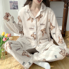 批发2024秋冬抽条绒抗掉毛孕妇睡衣产妇哺乳喂奶法兰绒月子服