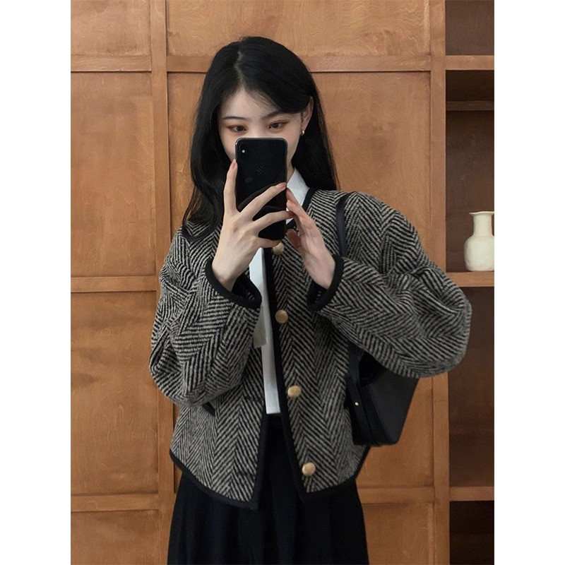 Woolen coat women's mid-length Korean version 2024 new spring and autumn student Hepburn style slim and versatile woolen coat