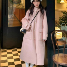 批发<b class='q'>欧美</b>复古温柔风粉色连帽毛呢外套女2024秋冬季宽松长款双面呢大衣