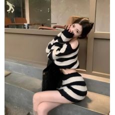 批发夹心套装纯欲风条纹针织毛衣套装裙女高腰包臀短裙两件套