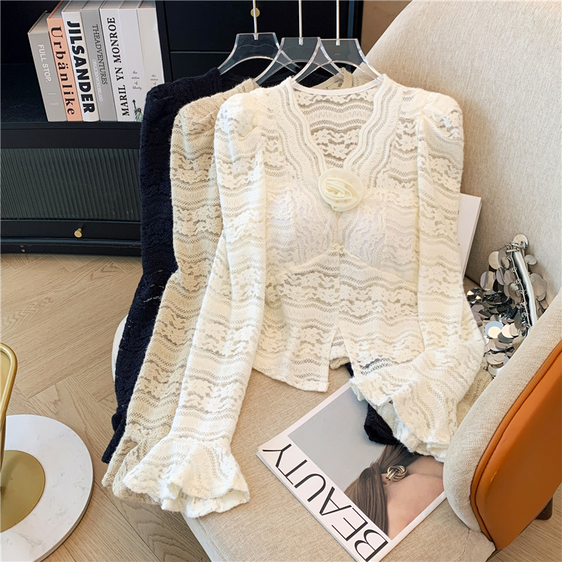 PF26044#气质法式复古百搭加厚磨毛V领胸垫喇叭袖蕾丝打底衫女裝貨源服裝批發