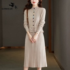 批发女装<b class='q'>清仓</b>2024秋冬新款针织长袖<b class='q'>连衣裙</b>小个子气质时尚配大衣爆