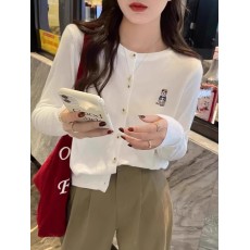批发<b class='q'>针织</b>开衫女新款学院风毛衣外套洋气高级感早春季外搭上衣